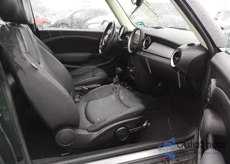 2011 Mini Cooper Clubman z USA, uszkodzony, nr VIN WMWZF3C55BT188673